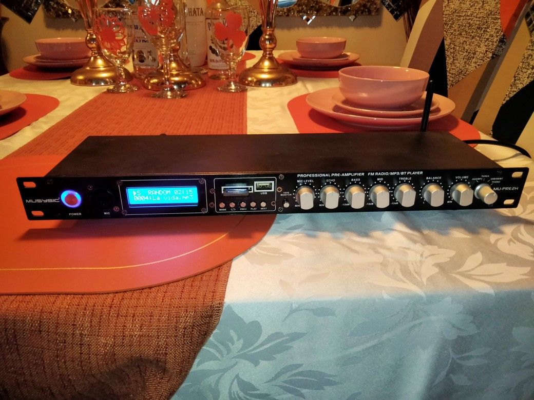 "MUSYSIC" Profesional Pre-Amplifier FM Radio/MP3/BT Player..19"X5"