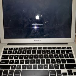 2017 MACBOOK AIR (USED) OBO
