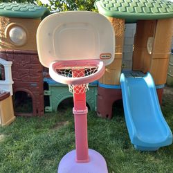 Little Tikes Basketball Hoop 