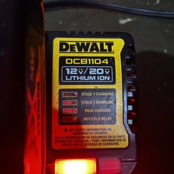 DeWalt Sander 12v/20v DCB1104