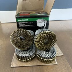 2,400 Coil Nails 1-3/4 Inch x 0.092, Galvanized, 15 Degree