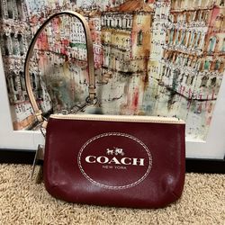 Valentines Gift NWT Coach red wristlet purse bag