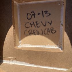 07-13 crew Cab Subwoofer Box 