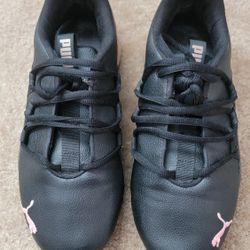 Puma Women's Shoes Size 8