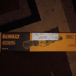 Brand New DeWalt Atomic Compact Series 3/8" Ratchet 