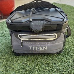 Titan Lunch Pale