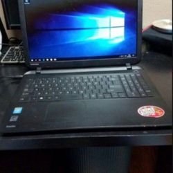 New model Very good conditions Toshiba Satellite laptop