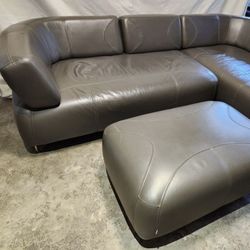Beautiful BoConcept Danish High Quality Leather Couch Great Condition Moving Must Sell