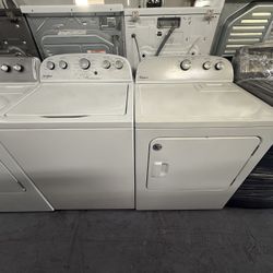 Whirlpool Washer And Dryer  “27 ( Lavadora Y Secadora )