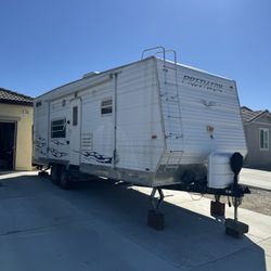 2006 Predator Toy Hauler