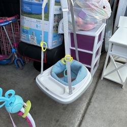 Graco Door Bumper Bridge, Caravan $30 Pick Up Only