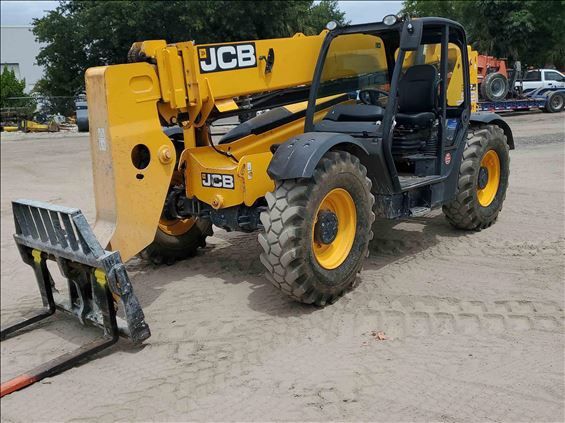 7,000lbs Reach Forklift