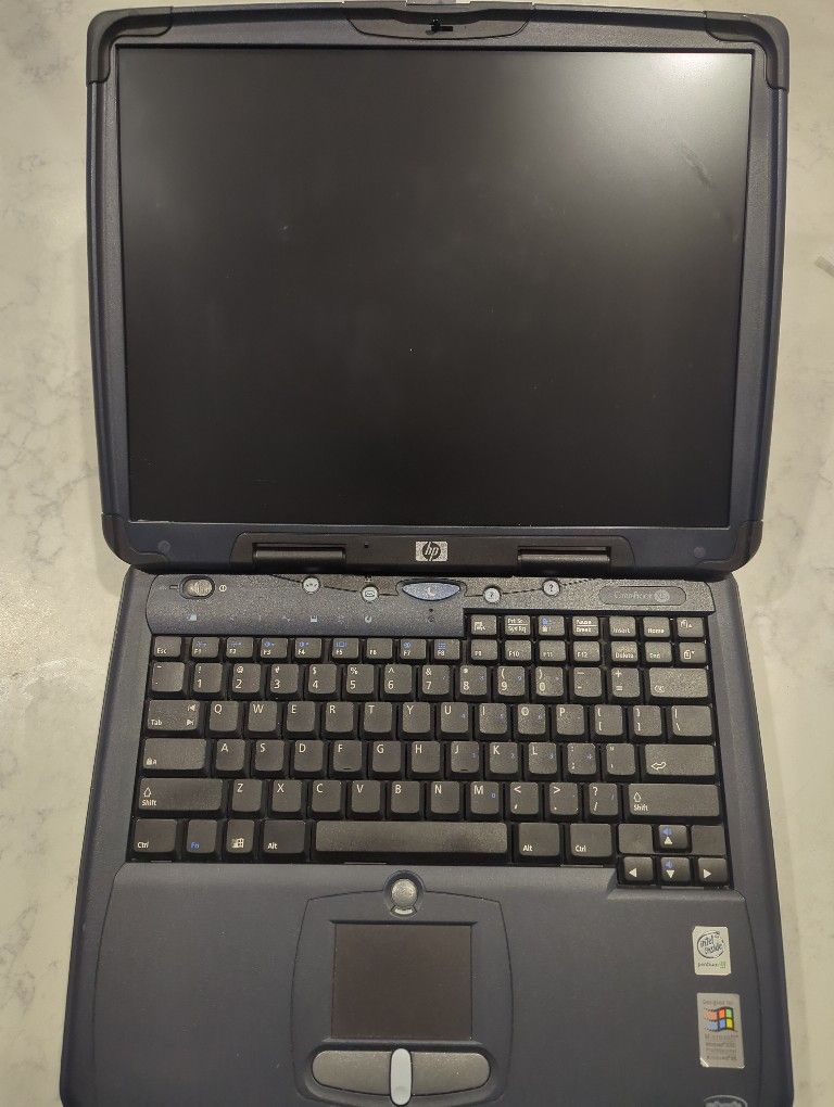 HP Omnibook XE3 Vintage Laptop
