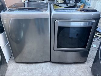 LG. WASHER SND GAS DRYER