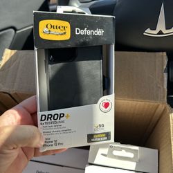 Otter Defender iPhone 12 And 12pro Cases