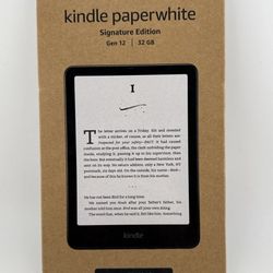 Amazon Kindle Paperwhite 12th Gen 7" 32GB Signature Edition 