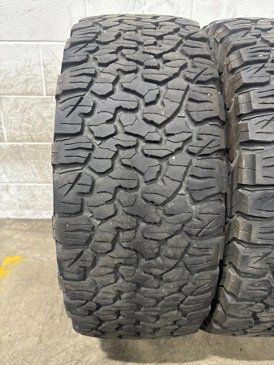 Tires 325/60R20 Full Set