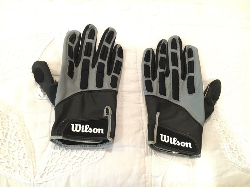 Wilson Football Gloves