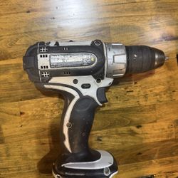  Makita 1/2 Inch Drive Cordless Drill/driver