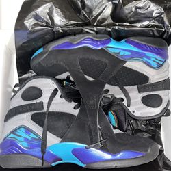 9 1/2 Jordan Retro 8 Aqua