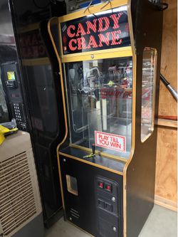 Candy crane machine