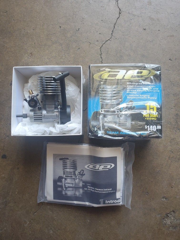 RC Car Team Associated .15 Pull Start #2900 Nitro Engine