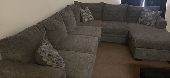Large Gray Sectional Sofa with Chaise
