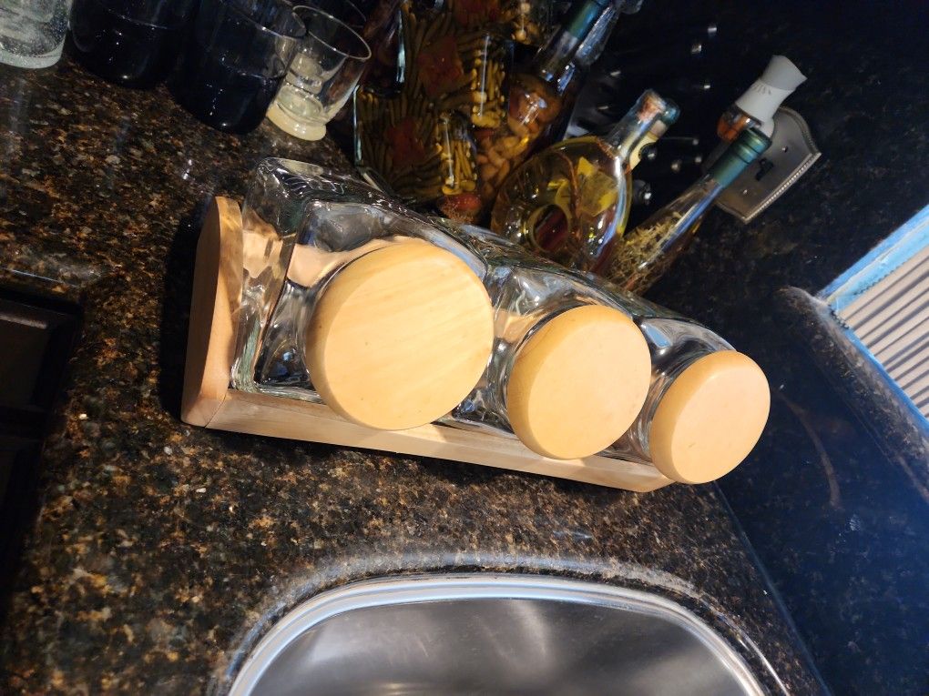 3 Canister Set Wood Lid And Rack