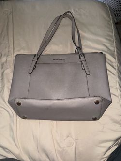Michael kors authentic purse