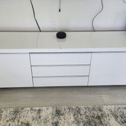 White Gloss TV Stand (IKEA)