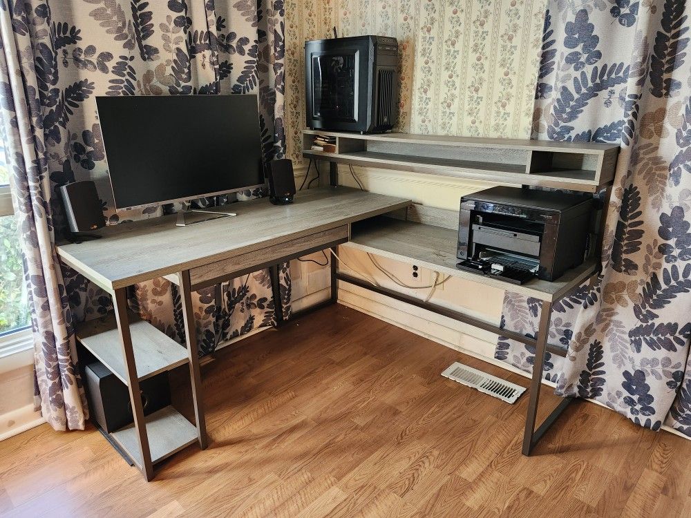 Clean Computer Desk, L Shape