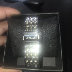 Name Brand Watch 