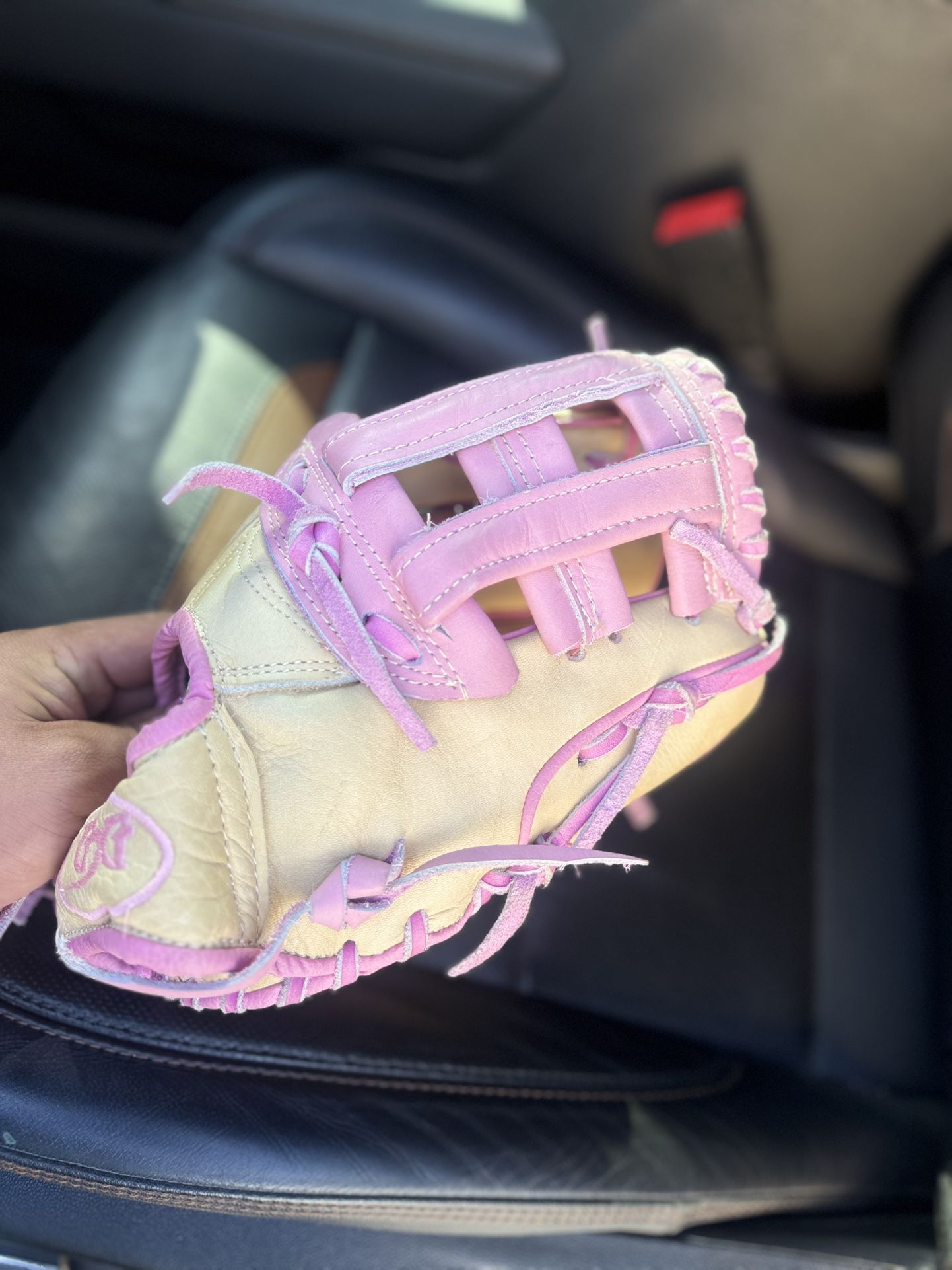 Girls Softball Glove