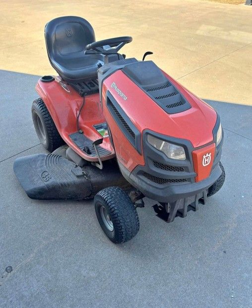 Husquvarna Riding Mower