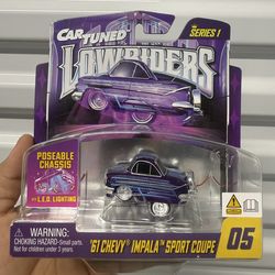 Car tuned Lowraider