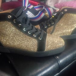 Shoe's 