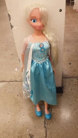FROZEN DOLL