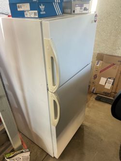 Refrigerator