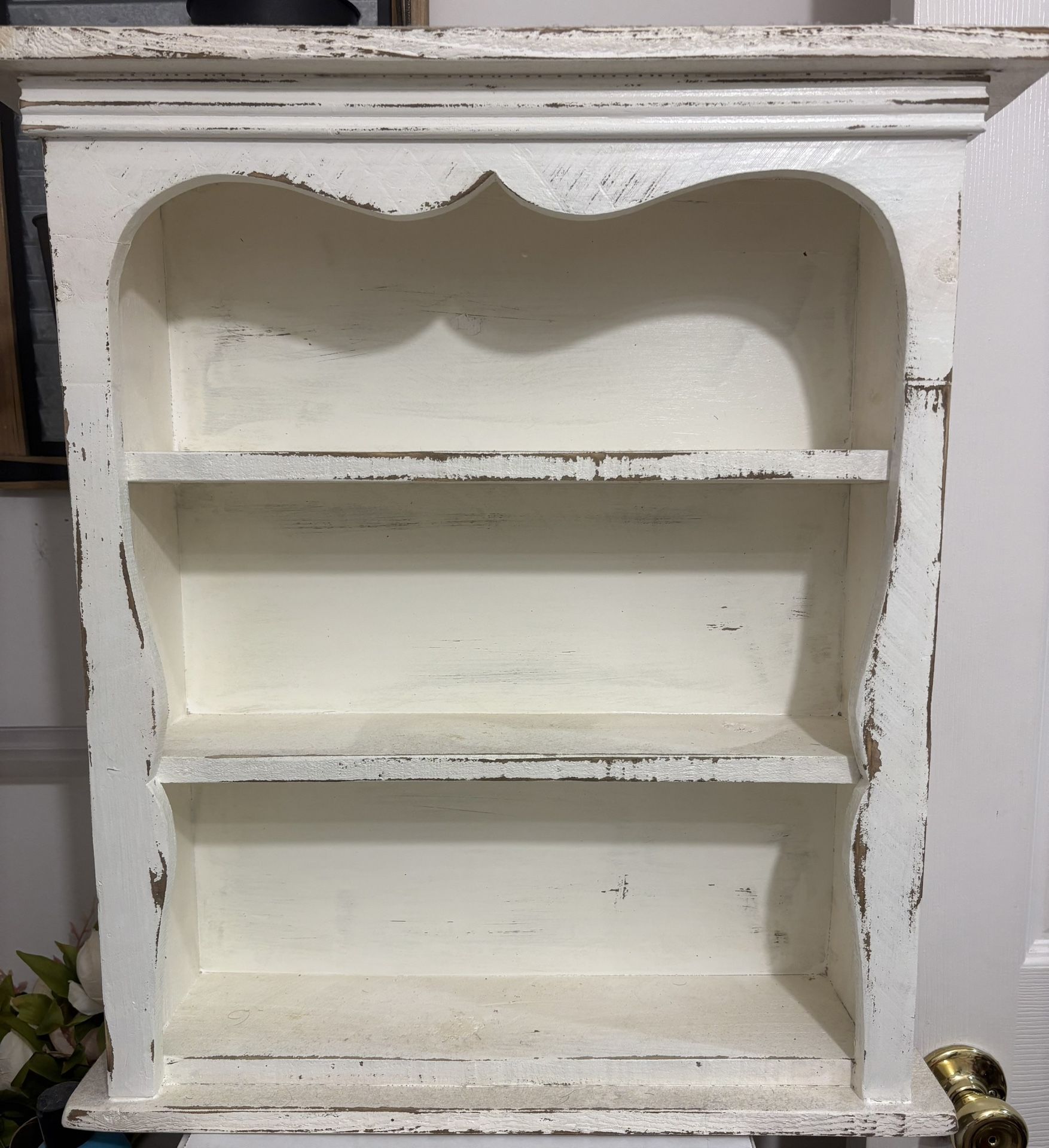 Farmhouse Shelf 21 1/2” X 20” X 5”