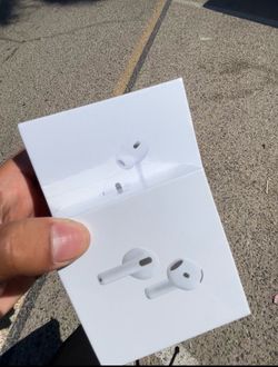 Apple AirPods Pro (2-4Gen) with MagSafe Charging Case (USB-C)