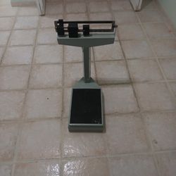 Detector Mechanical Bench Scale 0 To 300 LBS.   
