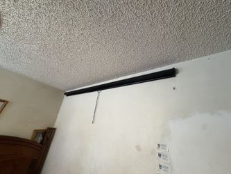 Projector Screen