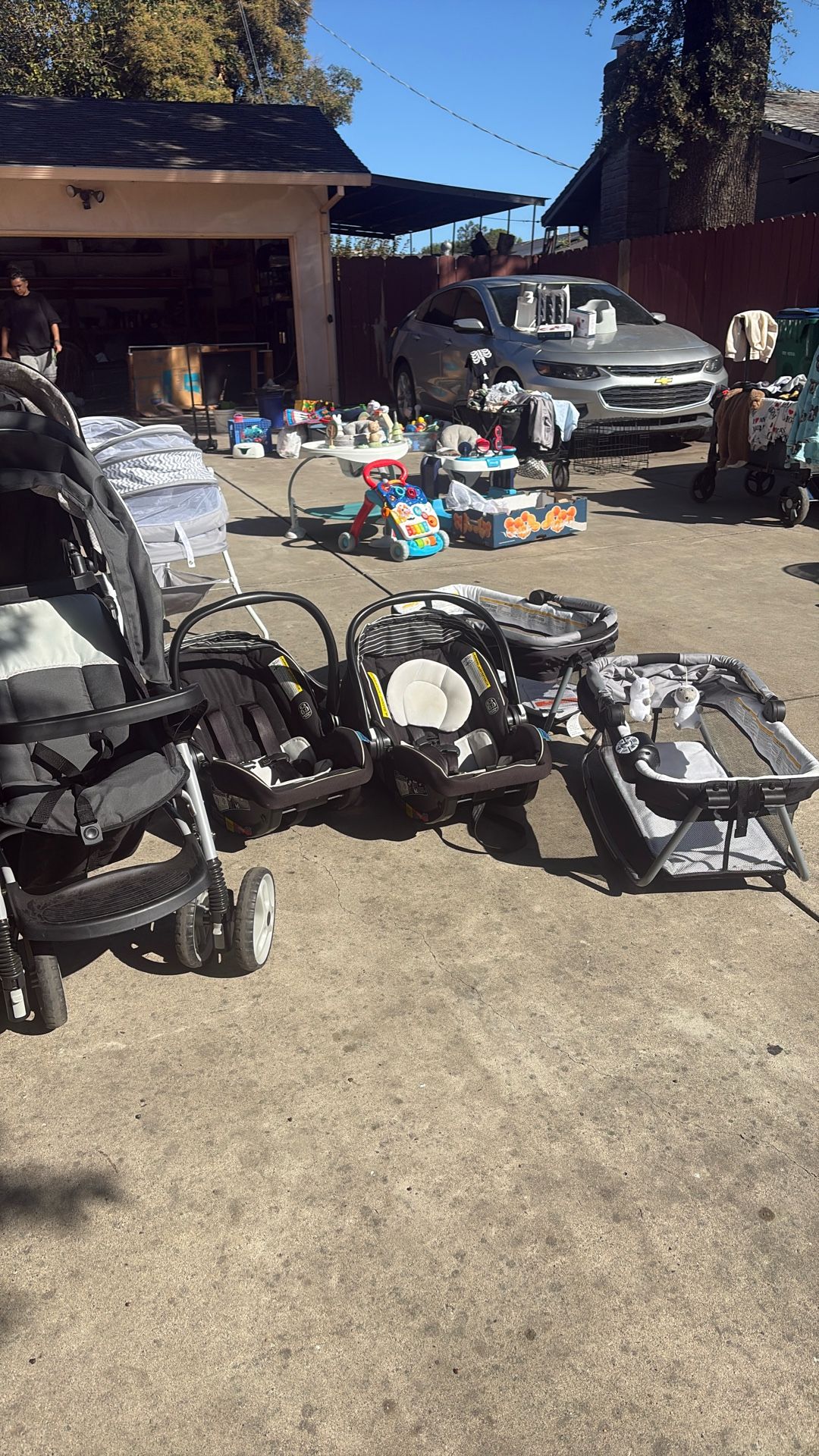 Garage Sale! 153 Bernice Ave 10/11-10/12