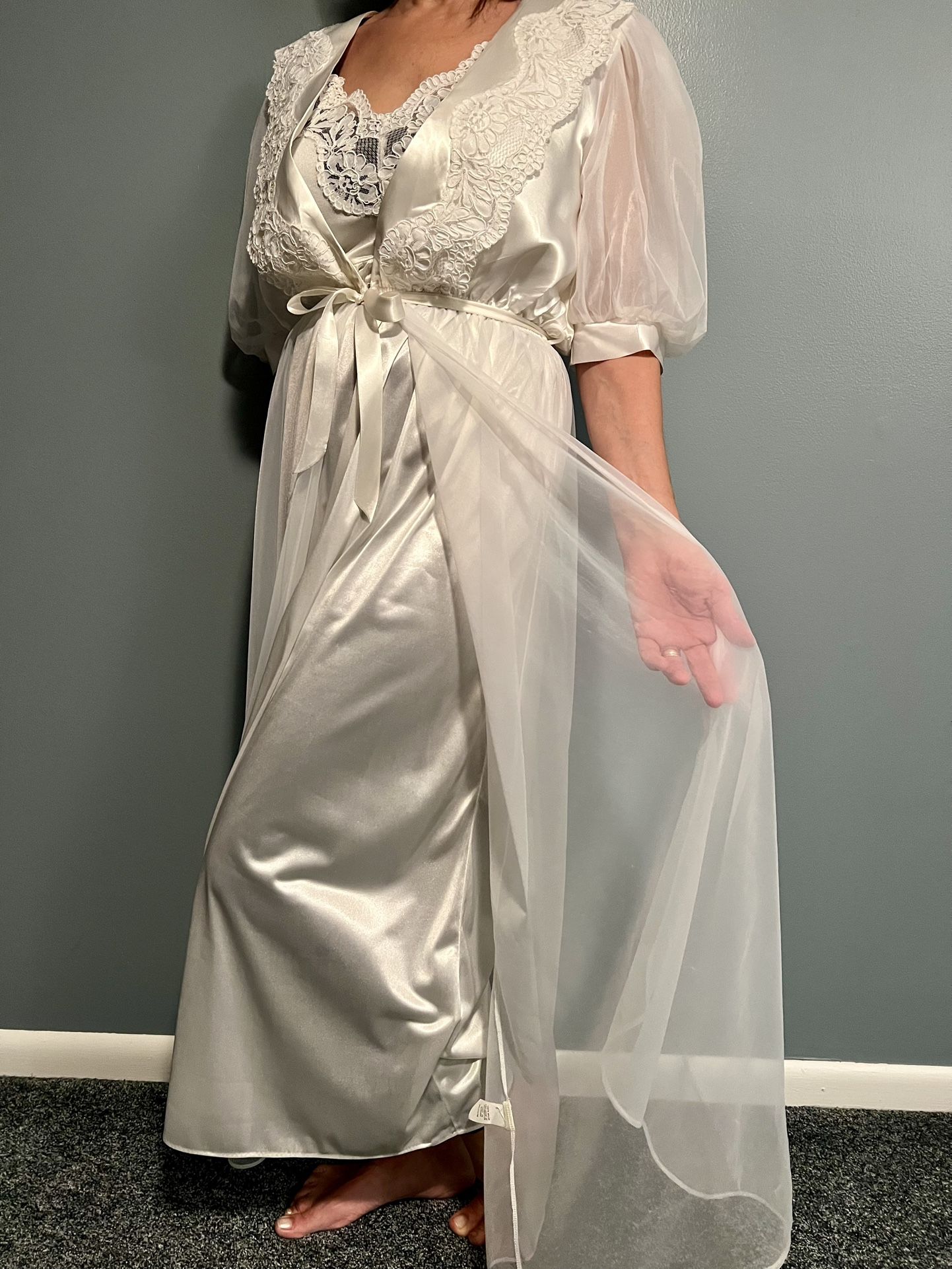 Bridal Lingerie-vintage White Set Satin And Lace 