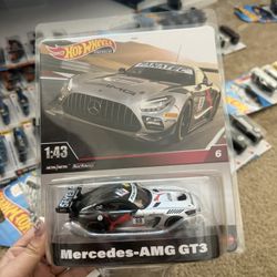 Hot Wheels Premium 1:43 Mercedes-AMG GT3 die-cast car
