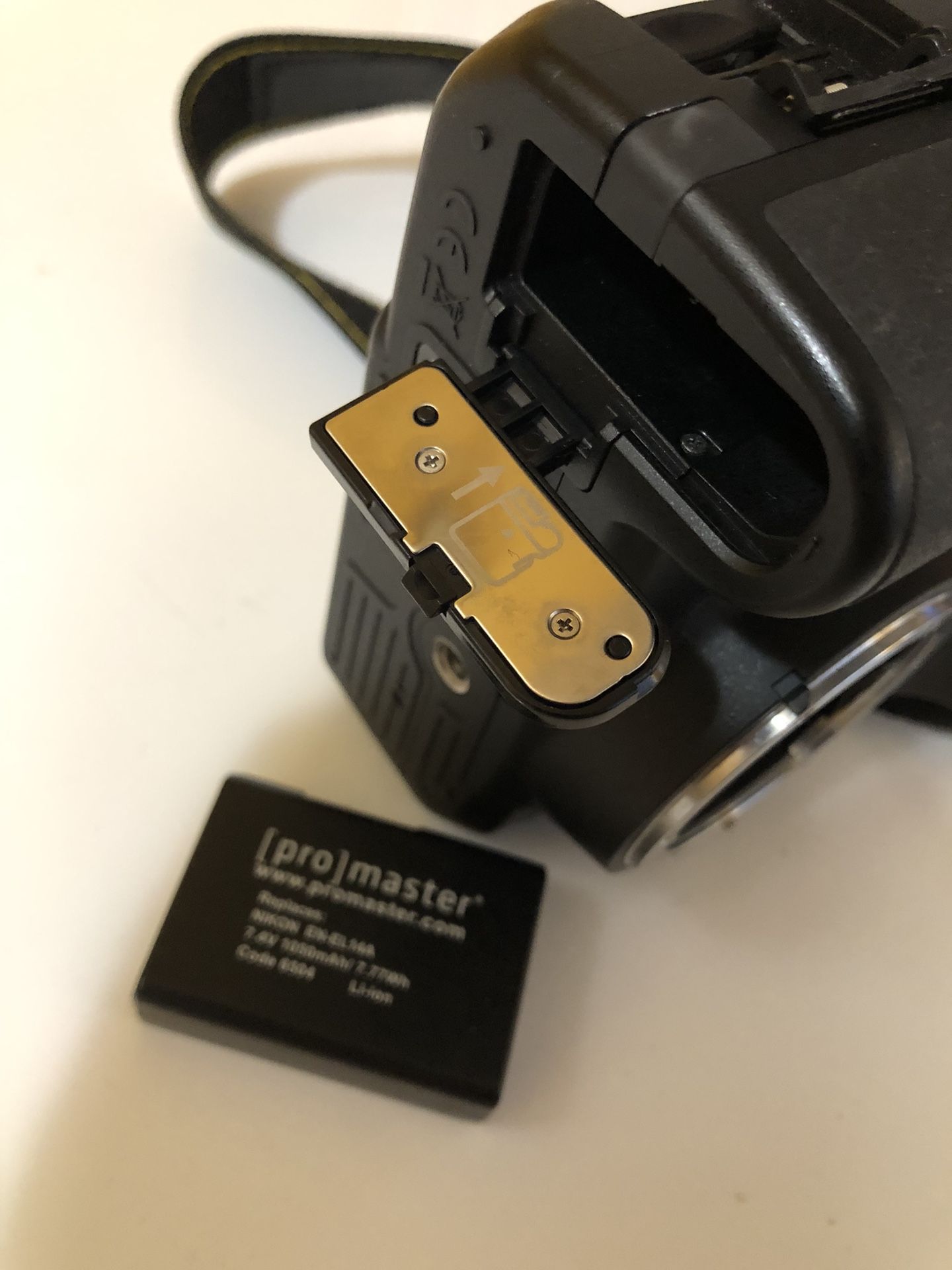 Nikon D3100 Camera In Good Condition . The cover to the SD card broke