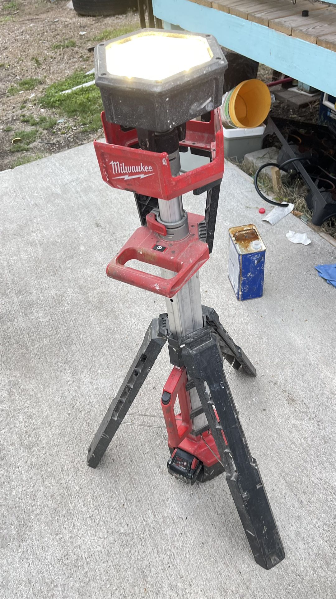 Viene Con Una Batería Not Cargador 