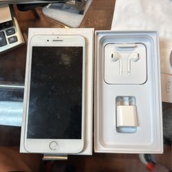 Unlocked iPhone 7 Plus 32GB New With All Parts