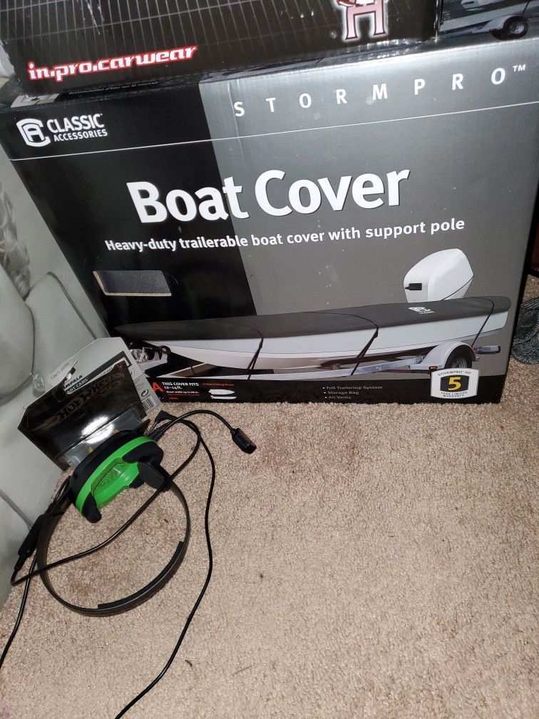 Photo 12 To 14 Foot Boat Cover. Brand New Never Opened. 100$