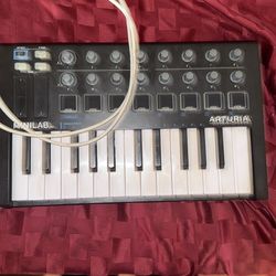 Arturia Mini lab keyboard